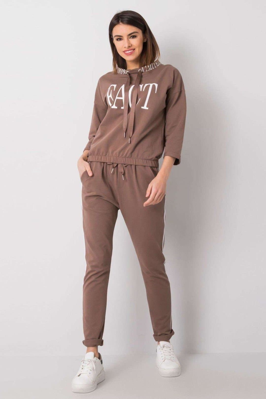 Love Lace Love Lace Women's Embroidered 3/4 Sleeve Tracksuit Set in Brown