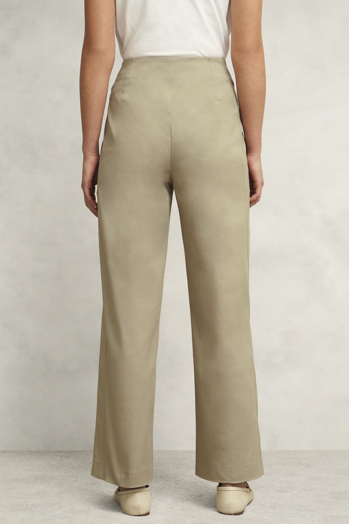 Hobbs London Hobbs London Women's Kimmi Wide Leg Trouser in Light Tan - 4