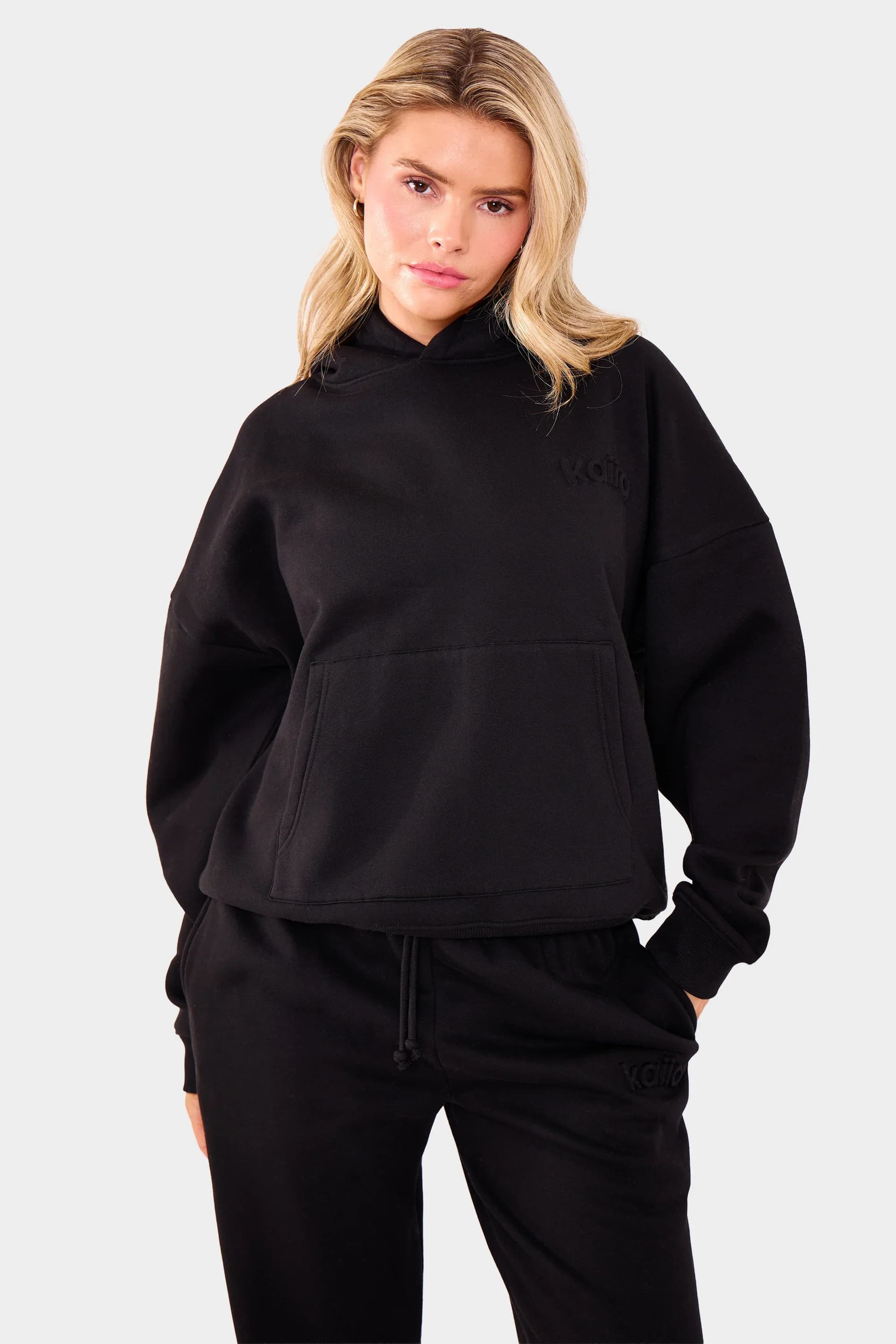 Kaiia Kaiia Embossed Logo Oversized Hoodie Black