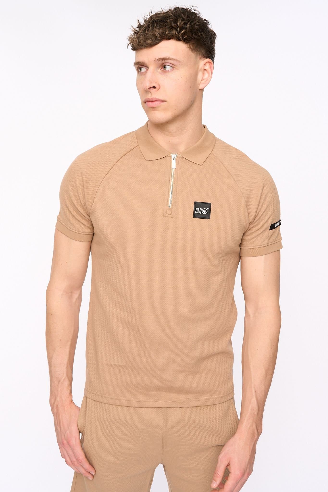 Duck&Cover Duck&Cover Men's Topfield Modern Zip Polo with Raglan Sleeves in Stone