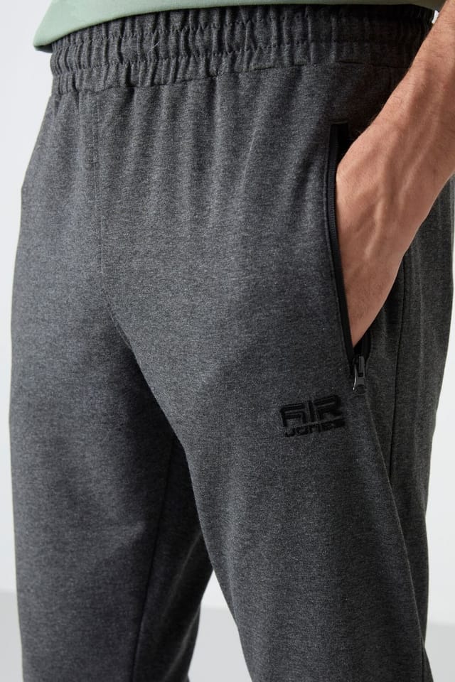 Tommy Life Tommy Life Men's Solid Jogger Sweatpants in Charcoal - 3