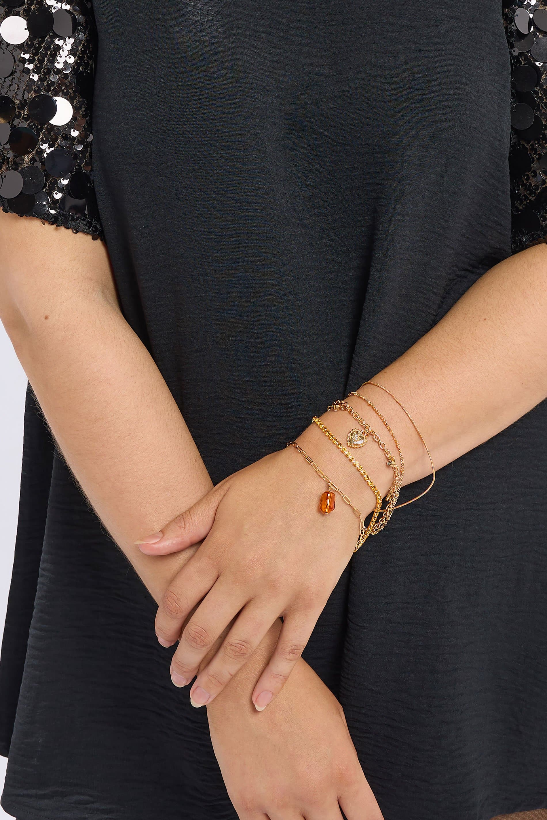 Yours 5 Pack Gold Heart Chain Bracelet