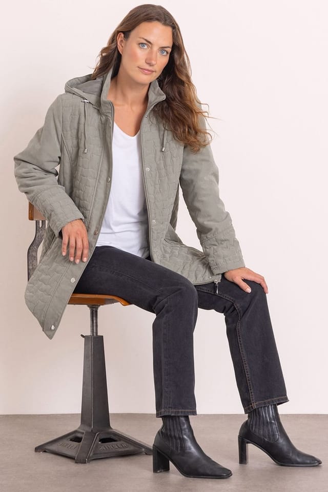 Anna Rose Anna Rose Women's Hooded Quilted Coat in Light Khaki - 2