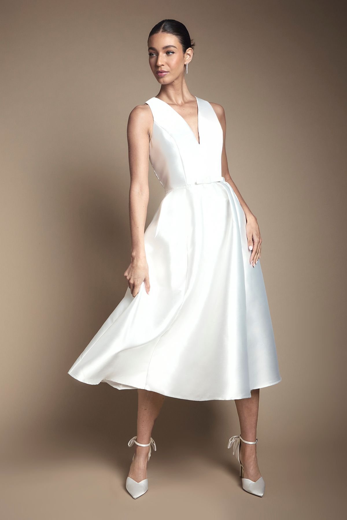 Coast Coast Women's Plunge Neck Bow Waist Midi Wedding Dress With Pockets in Ivory - 2