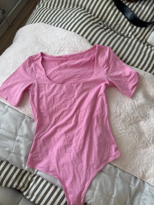 ASOS Design Asos design pink short sleeve bodysuit