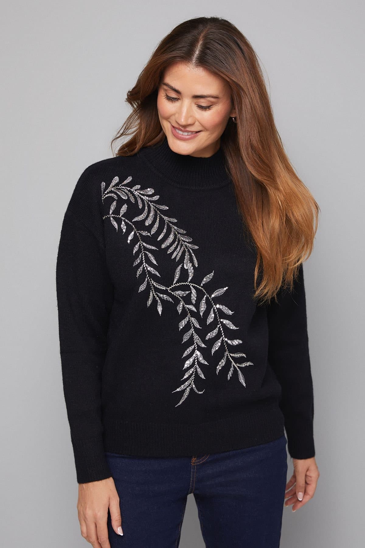 Wallis Wallis Women's Leaf Pattern Embellished Crew Neck Jumper in Black