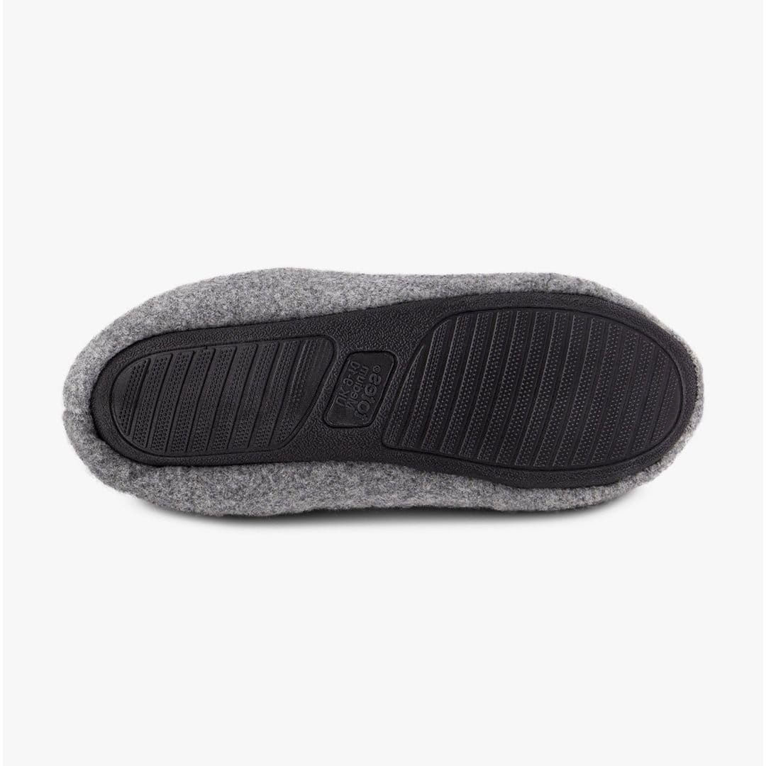 Totes Isotoner Totes Isotoner Men's Isotoner Slip On Mule Slippers in Grey - 4