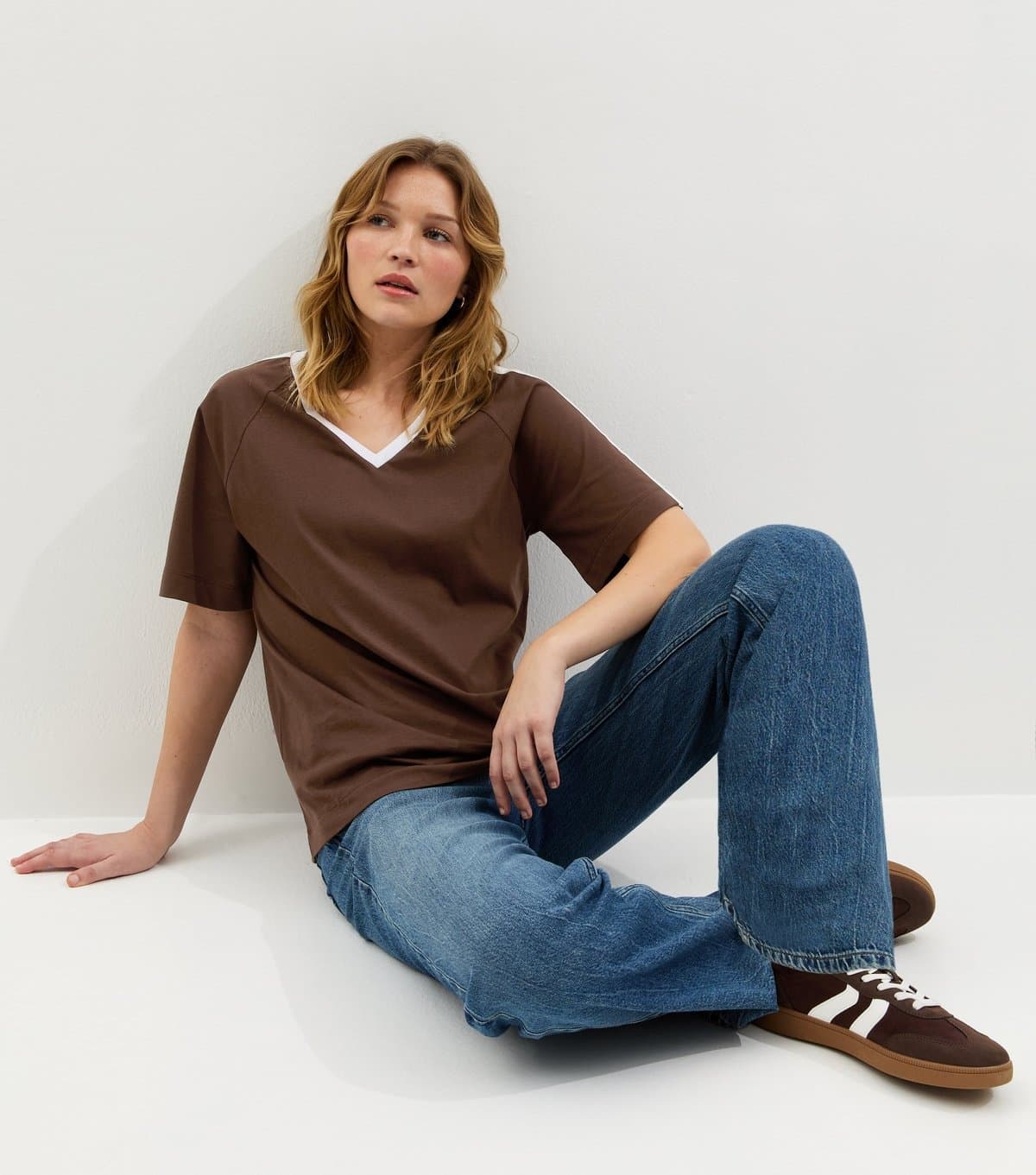 New Look Women's Dark Brown V-Neck Football T-Shirt New Look
