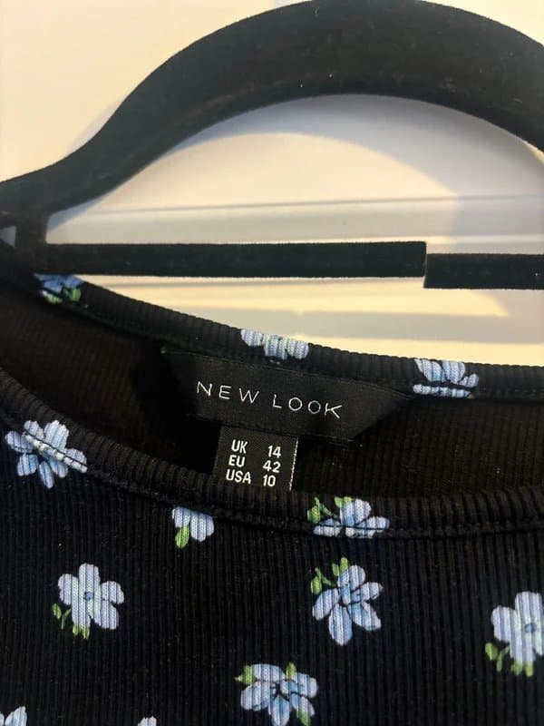 New Look Black floral ribbed top