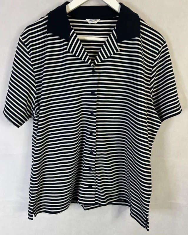 Editions Editions Black & White Striped Polo Shirt – Size 18/20 – Classic Contrast Collar