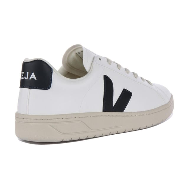 Veja Veja Women's 'Urca Cwl' Synthetic Trainers in White - 3