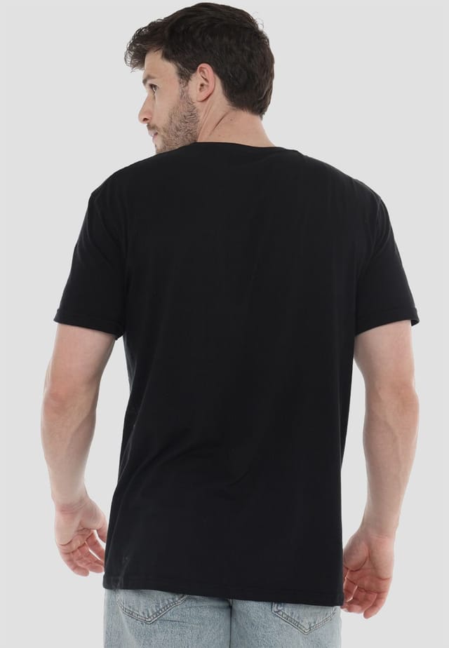 Universal Universal Men's Jaws Shipwreck Window T-Shirt, Black - 2