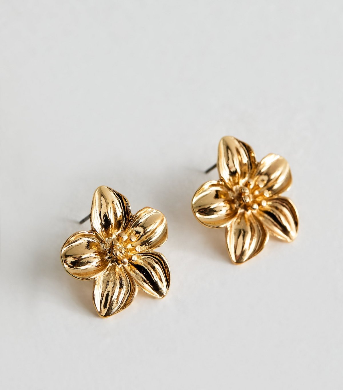 New Look Gold Tone Flower Stud Earrings New Look - 3
