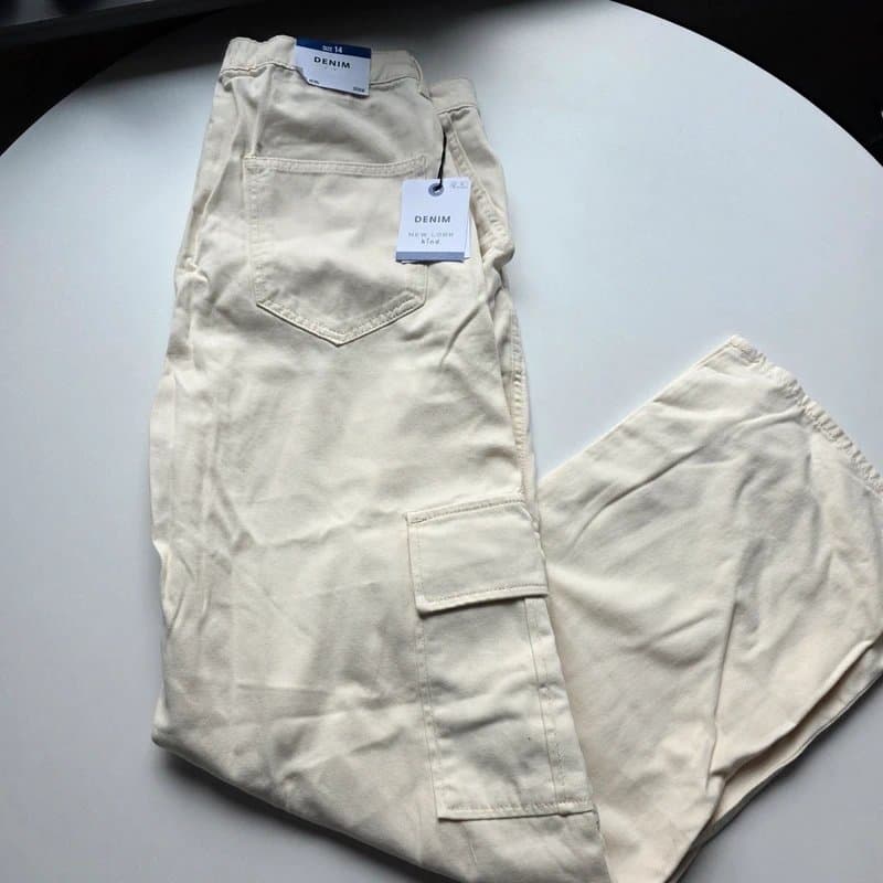 New Look New Look Soft‑Touch Denim Cream/ Off White Cargo Trousers • Size 14