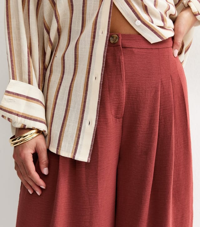 New Look Women's Petite Rust Pleated Wide Leg Trousers New Look - 2