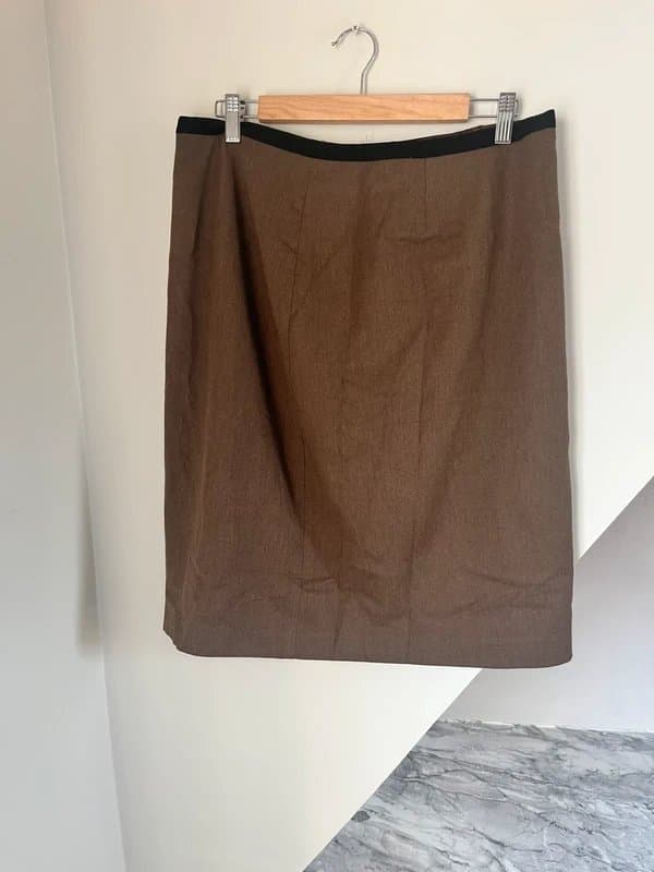 The Unbranded Brand Brown Black Suede Leather Outlined Mini Skirt Zip Size 14 Excellent Condition
