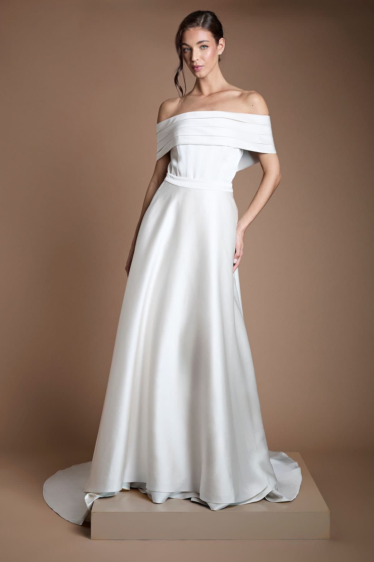Coast Coast Women's Structured Wrap Bridal Overskirt with Full Train in Ecru