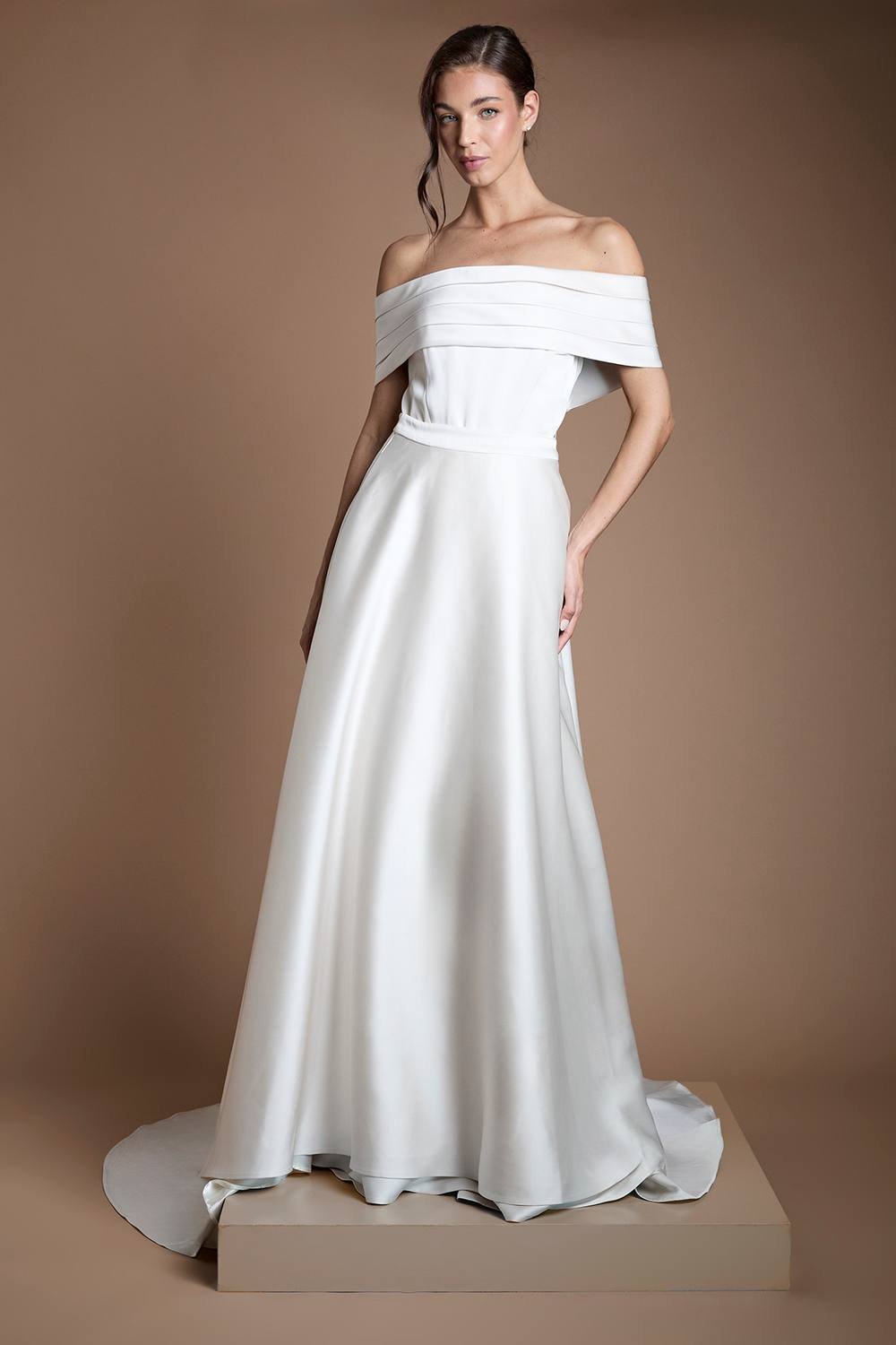 Coast Coast Women's Structured Wrap Bridal Overskirt with Full Train in Ecru - 2