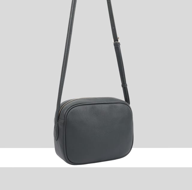 Paul Costelloe Paul Costelloe Women's Sazava Leather Cross Body Bag in Dark Green - 2