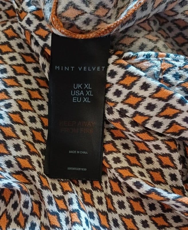 Mint Velvet Mint Velvet Geometric Pattern Short-Sleeved Shirt - size XL/18 - 1
