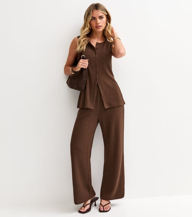 New Look Women's Petite Brown Textured Wide Leg Trousers New Look - 3