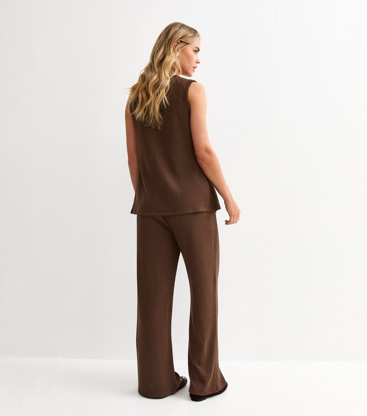 New Look Women's Petite Brown Textured Wide Leg Trousers New Look - 4