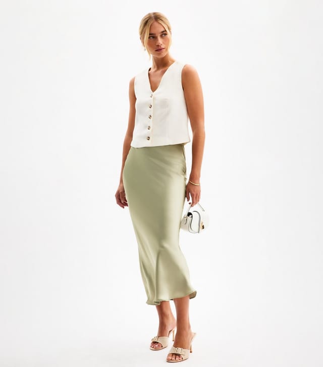 New Look Women's Light Green Bias Cut Satin Midi Skirt New Look - 3