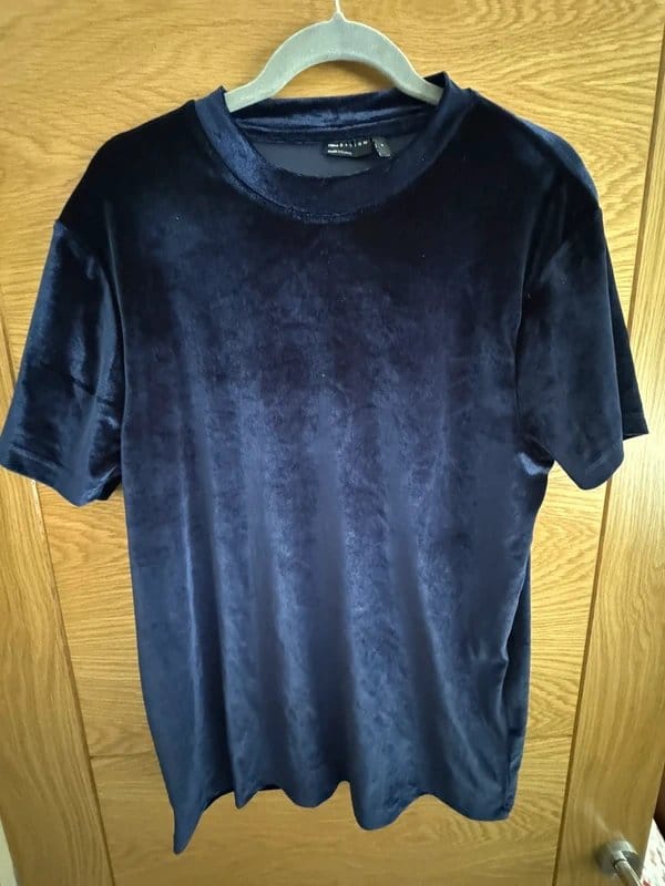 ASOS ASOS Design Blue Velvet T-Shirt – Size M – Luxe Minimal - 1