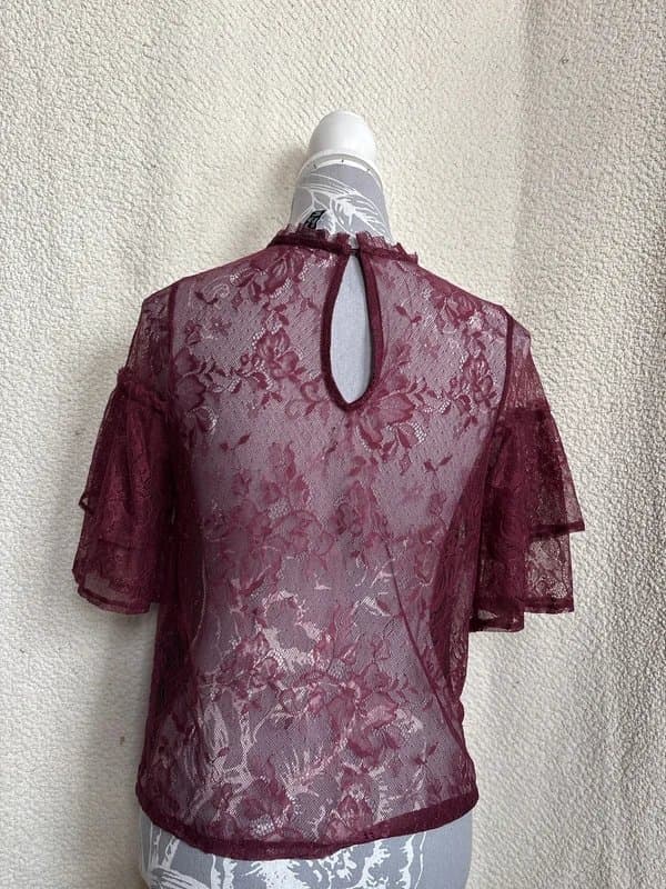 New Look New Look Plum Lace Pretty Sleeves Embroidered Crop Top Size 12