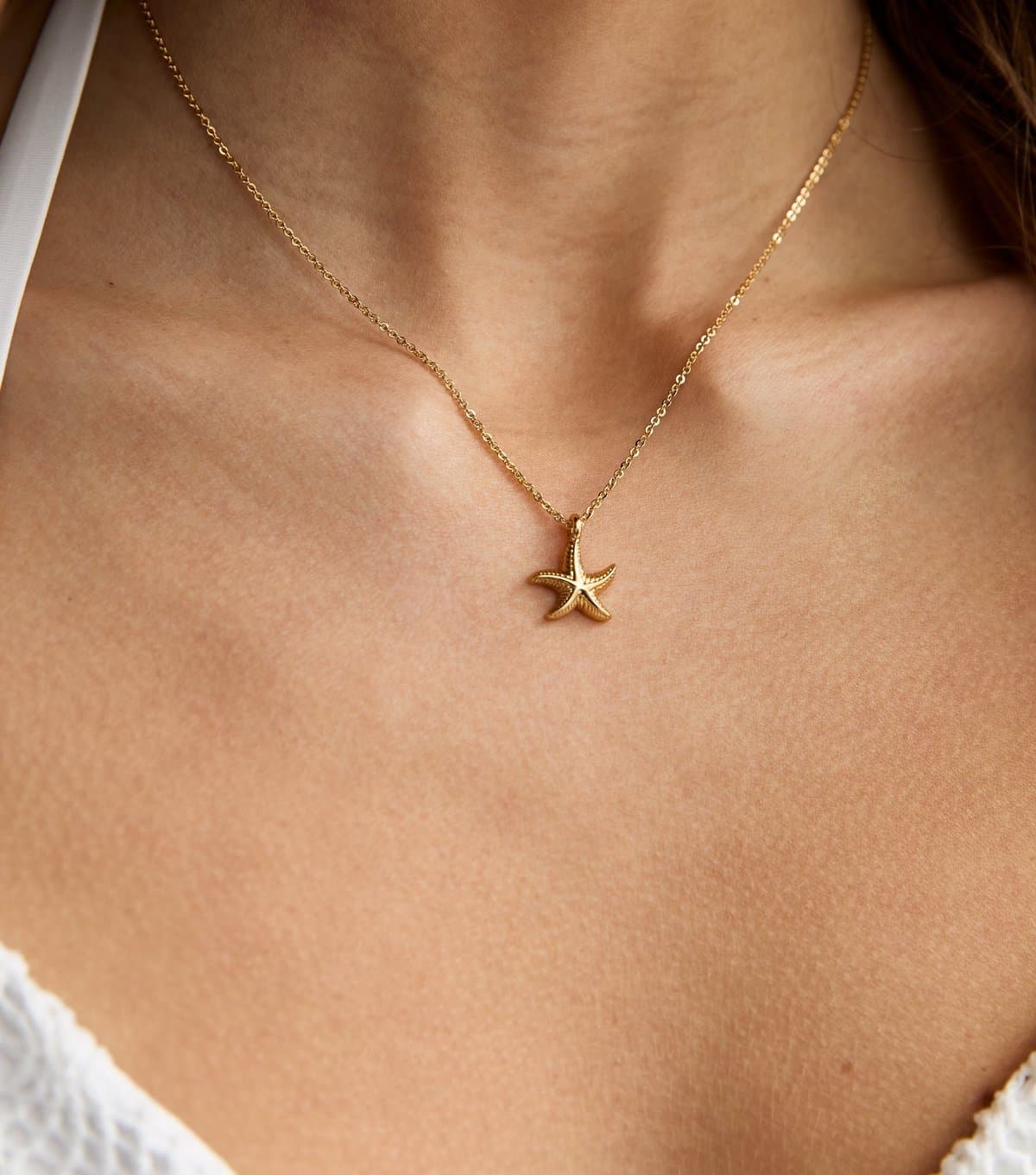 New Look New Look Gold Starfish Pendant Necklace