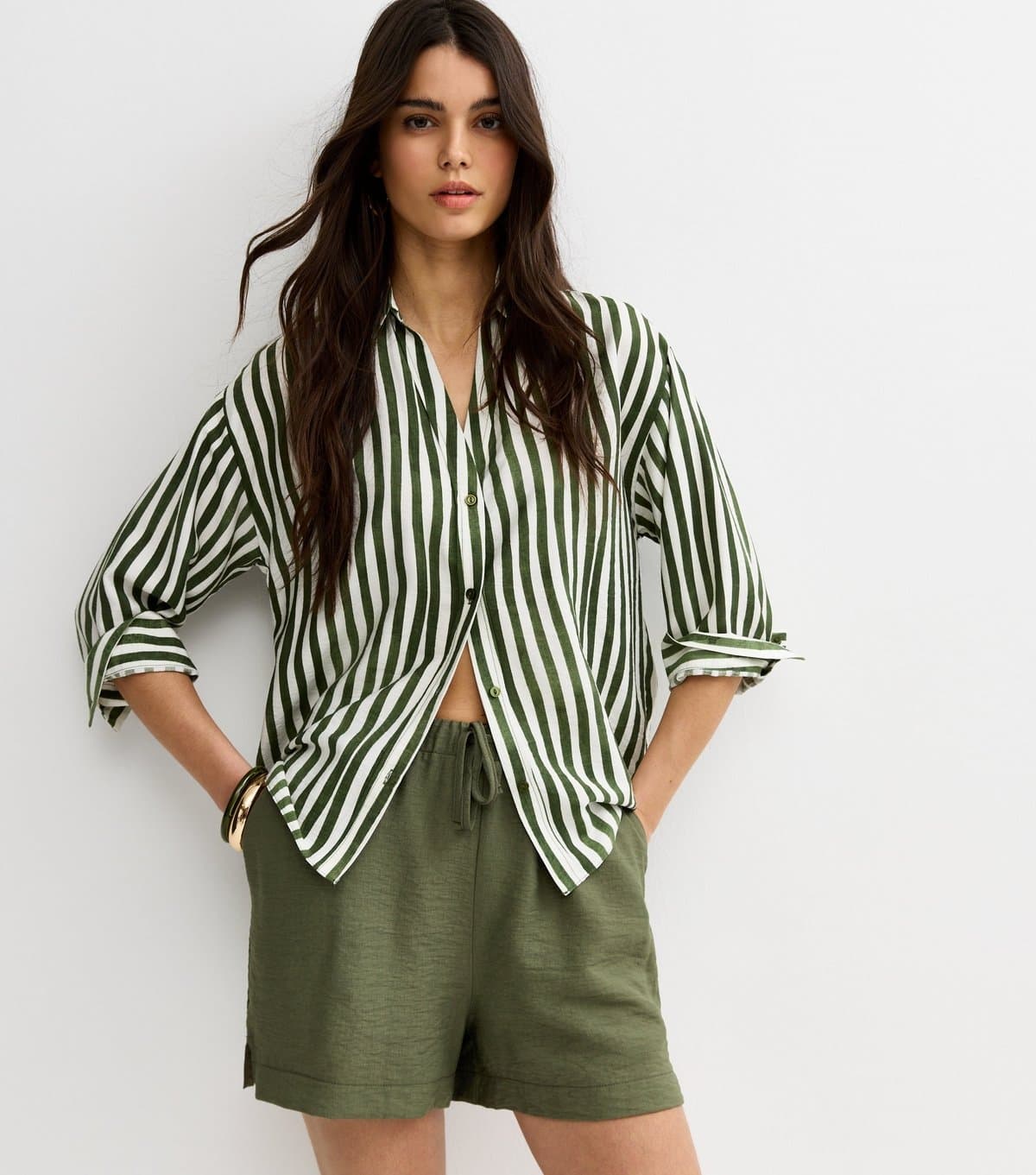 New Look Women's Dark Khaki Crinkle Texture Drawstring Shorts New Look