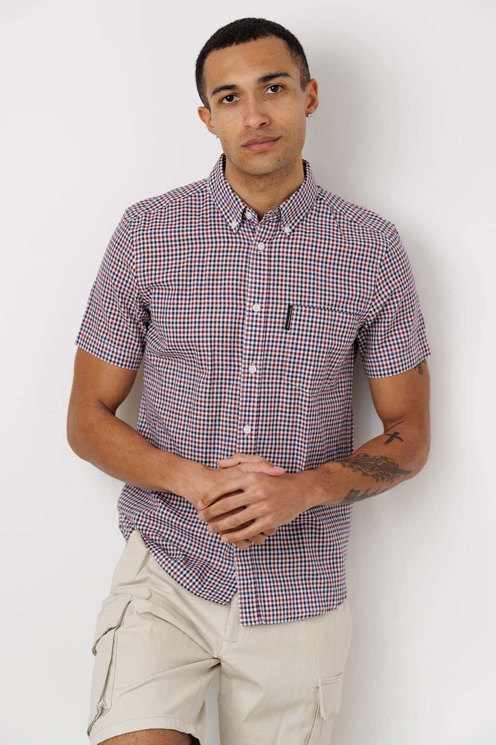 French Connection French Connection Men's Cotton Short Sleeve Gingham Chest Pocket Shirt in Red