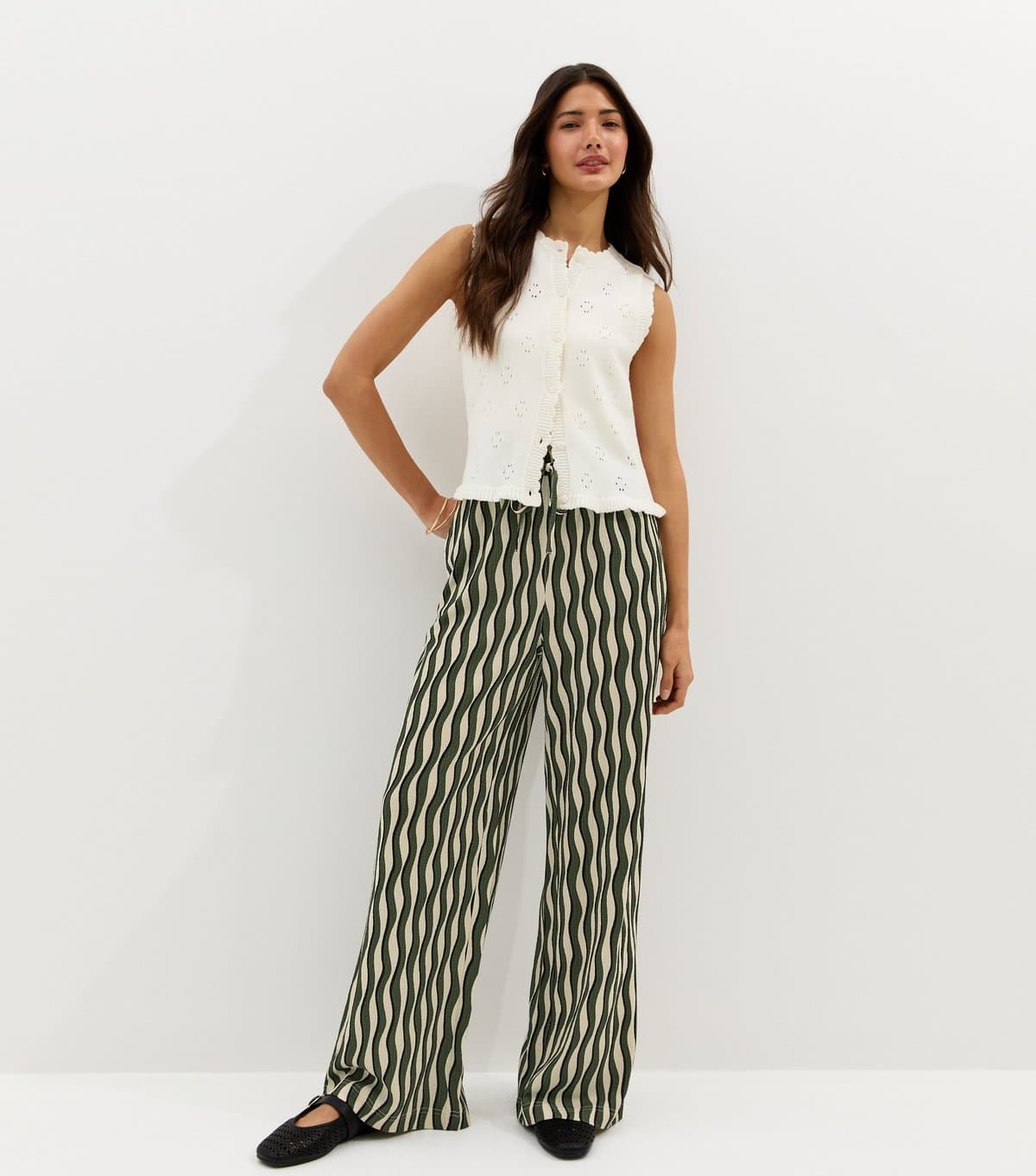 New Look Women's Green Jersey Wave Patterned Wide Leg Trousers New Look
