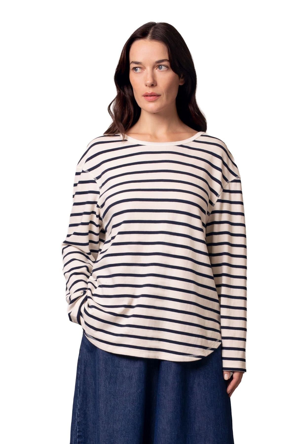 Celtic & Co Celtic & Co Women's Button Back Heavyweight Jersey Top in Off-White