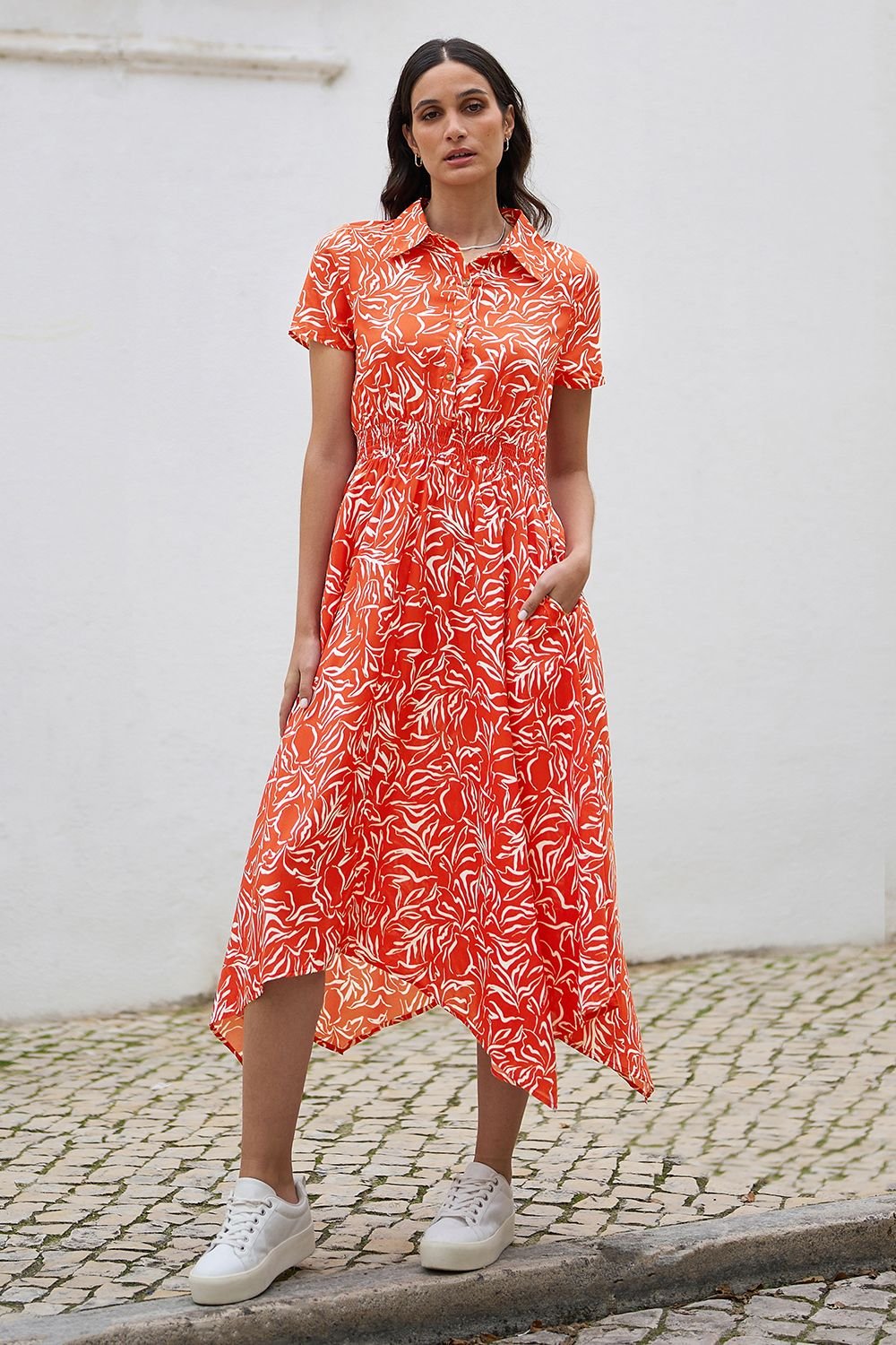 Yumi Yumi Women's Coral Tropical Leaf print Midi Ruched Shirt Dress - 2