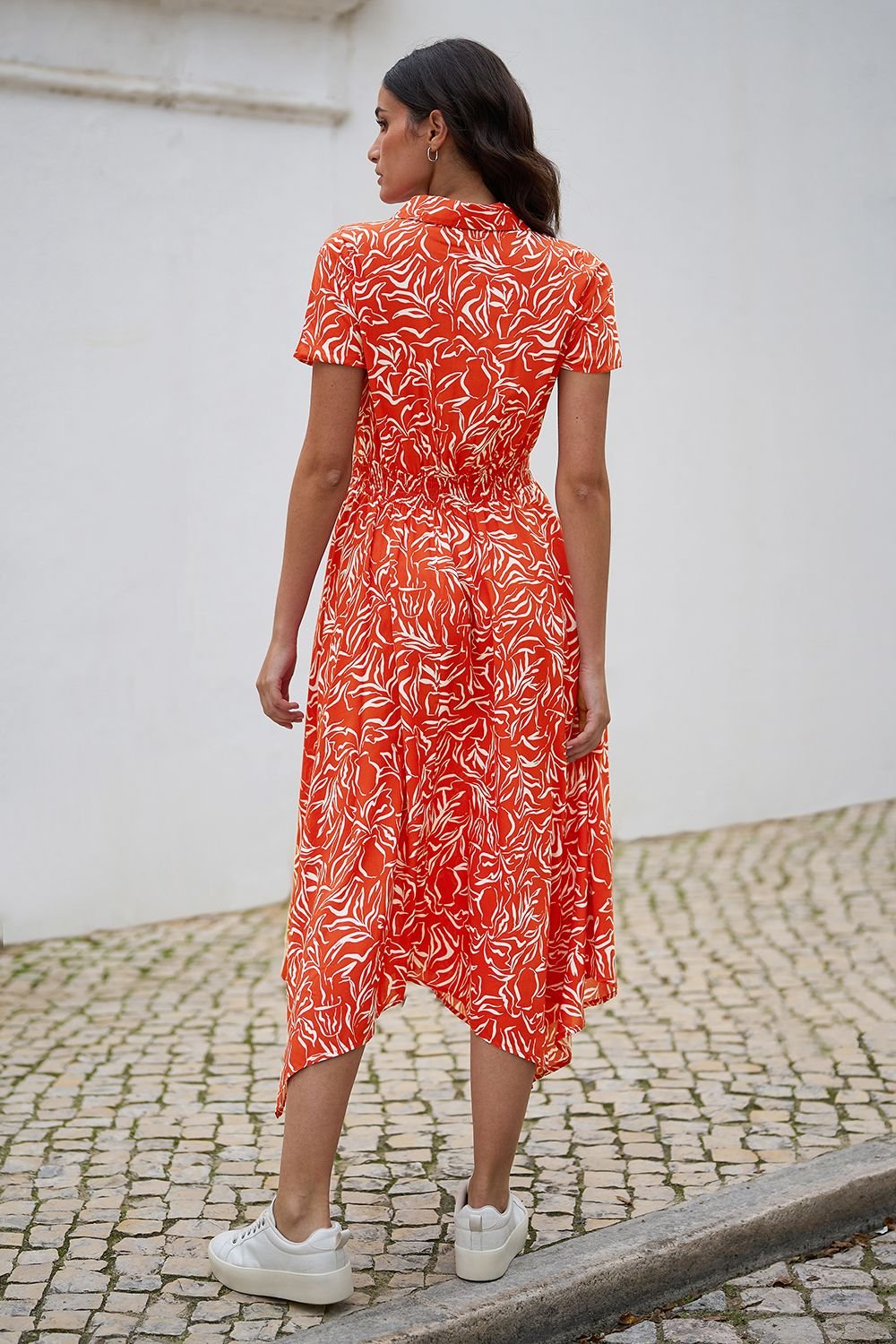 Yumi Yumi Women's Coral Tropical Leaf print Midi Ruched Shirt Dress - 3