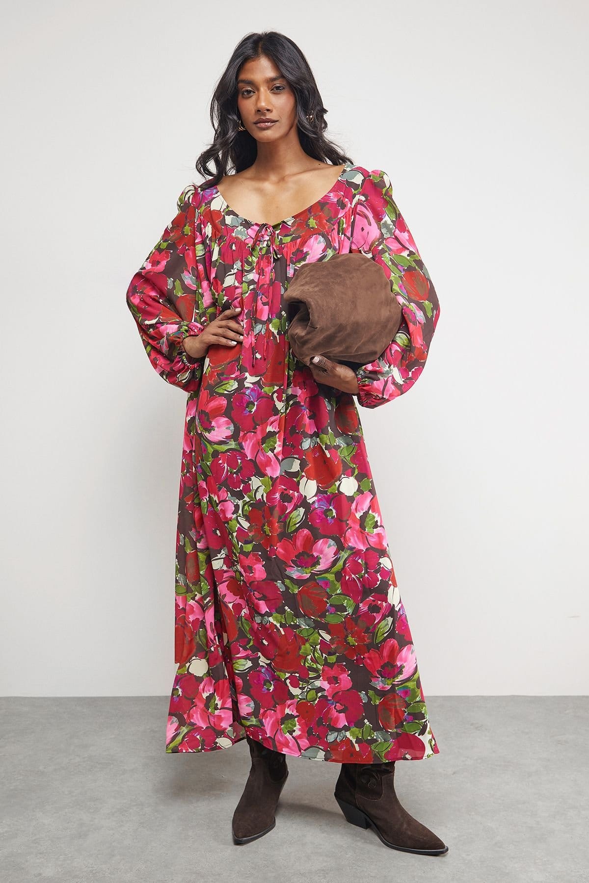 Warehouse Warehouse Women's Chiffon Tie Front Volume Midi Smock Dress in Floral - 4