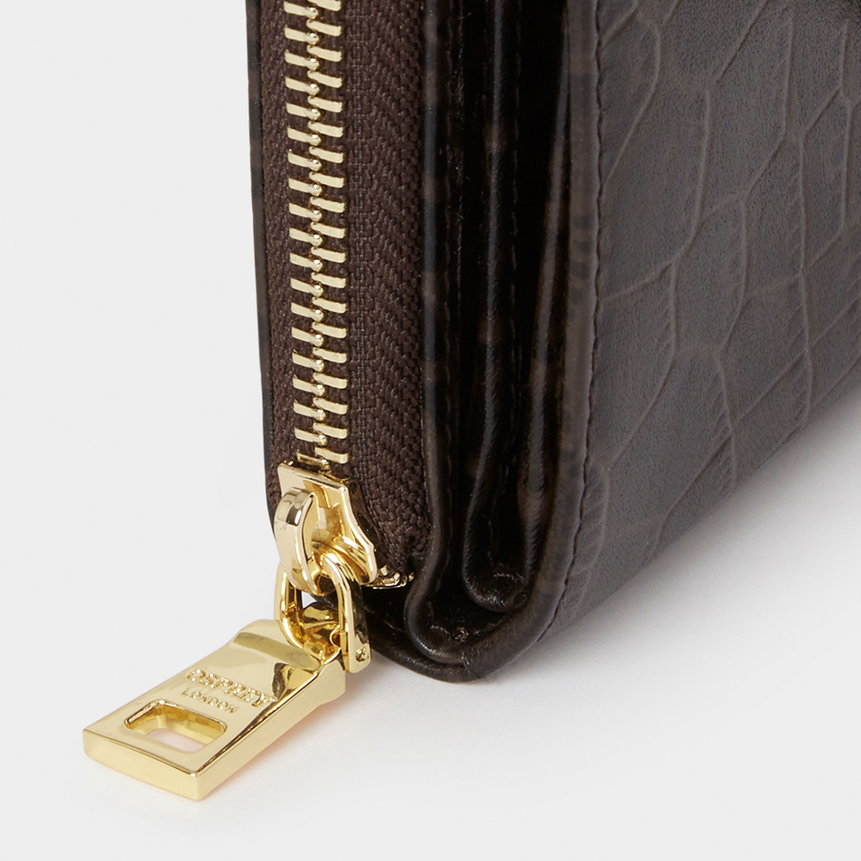 OSPREY LONDON OSPREY LONDON Women's The Carla Leather Zip Around Purse in Chocolate - 4