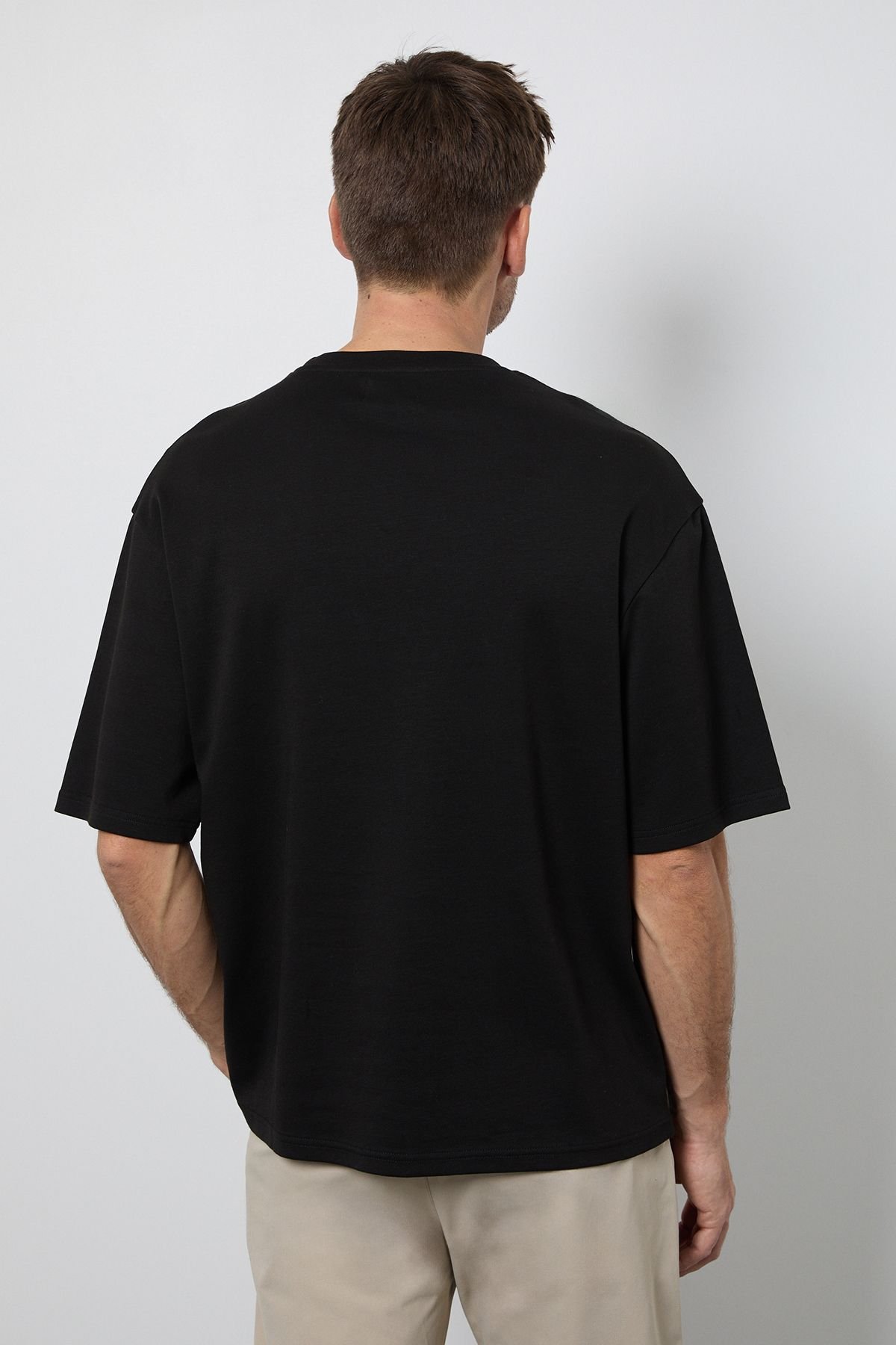 Burton Burton Men's Black Oversized Crew Neck T-Shirt - 3
