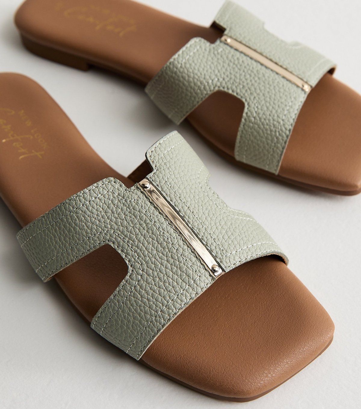 New Look Women's Mint Green Grained Faux Leather Metal Bar Mule Sandals Vegan New Look - 3