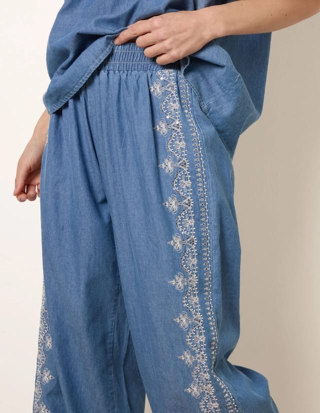 Blue Vanilla Floral Embroidery Wide-Leg Trousers - 3