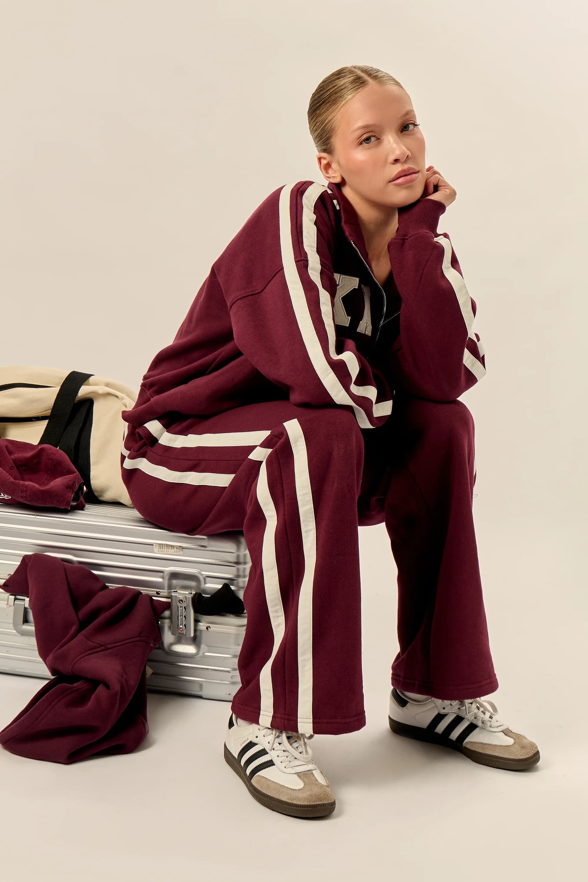 Kaiia Kaiia Sport Stripe Wide Leg Joggers Burgundy & Cream
