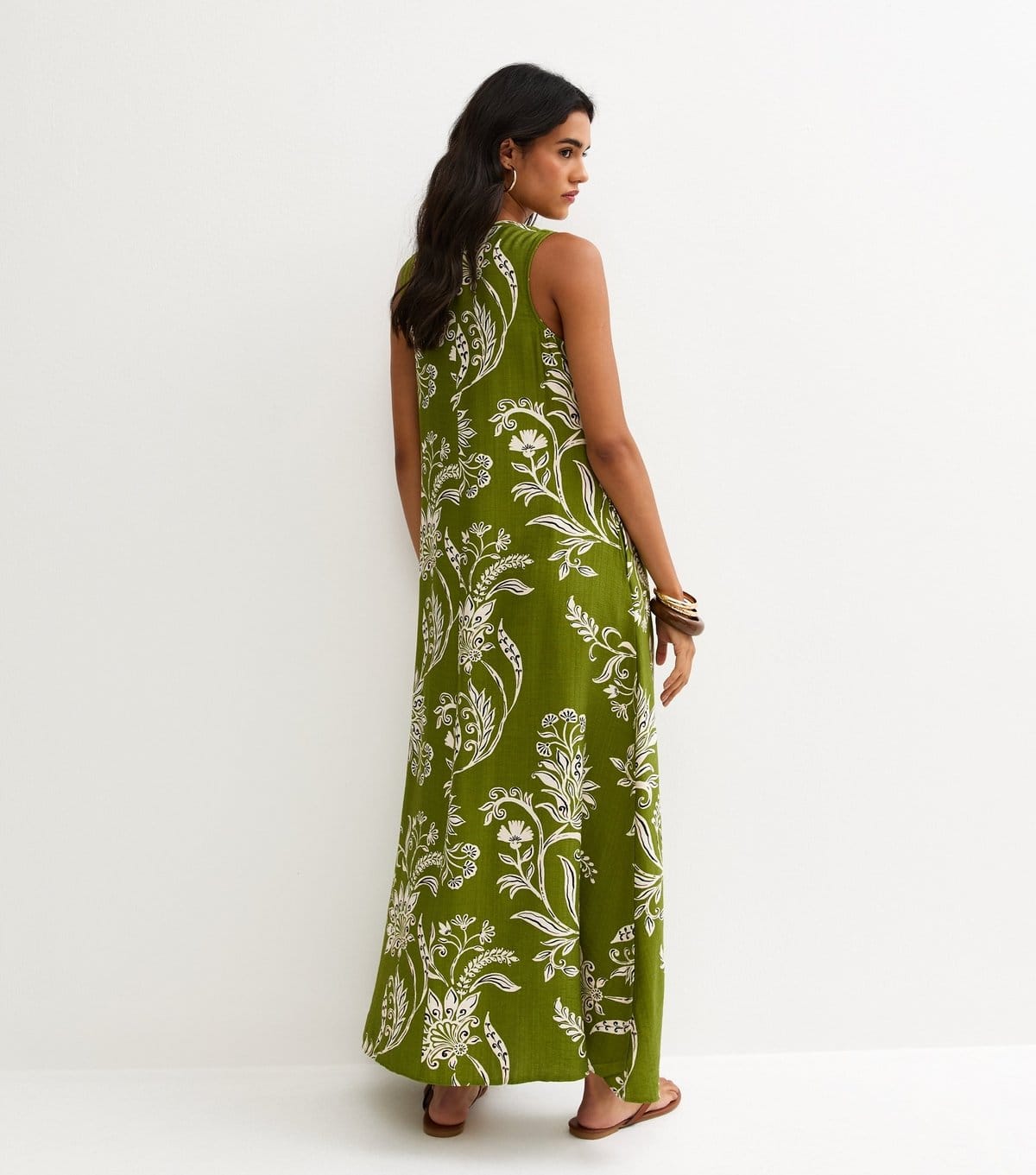 New Look Women's Green Floral Beaded V Neck Midi Dress New Look - 4