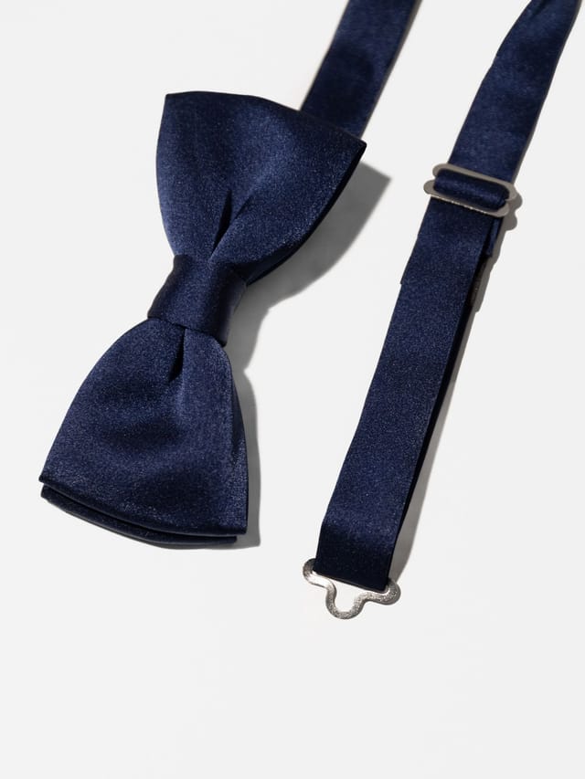 Maya Deluxe Maya Deluxe Men's Satin Bow Tie Pocket Square Set in Dark Navy - 3