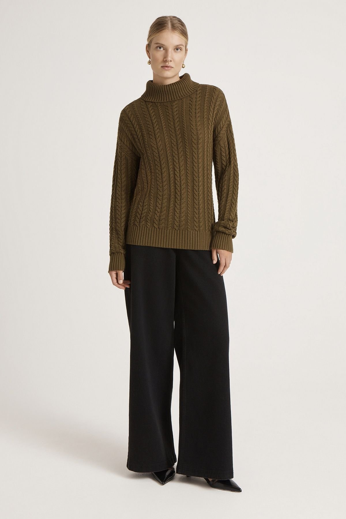 Finery London Finery London Women's Vivana Turtle Neck Knitted Sweater in Dark Olive - 4