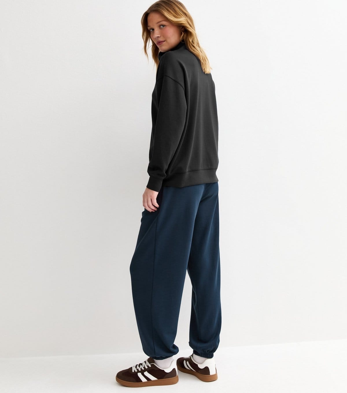 New Look Women's Premium Navy Balloon Leg Joggers New Look - 4