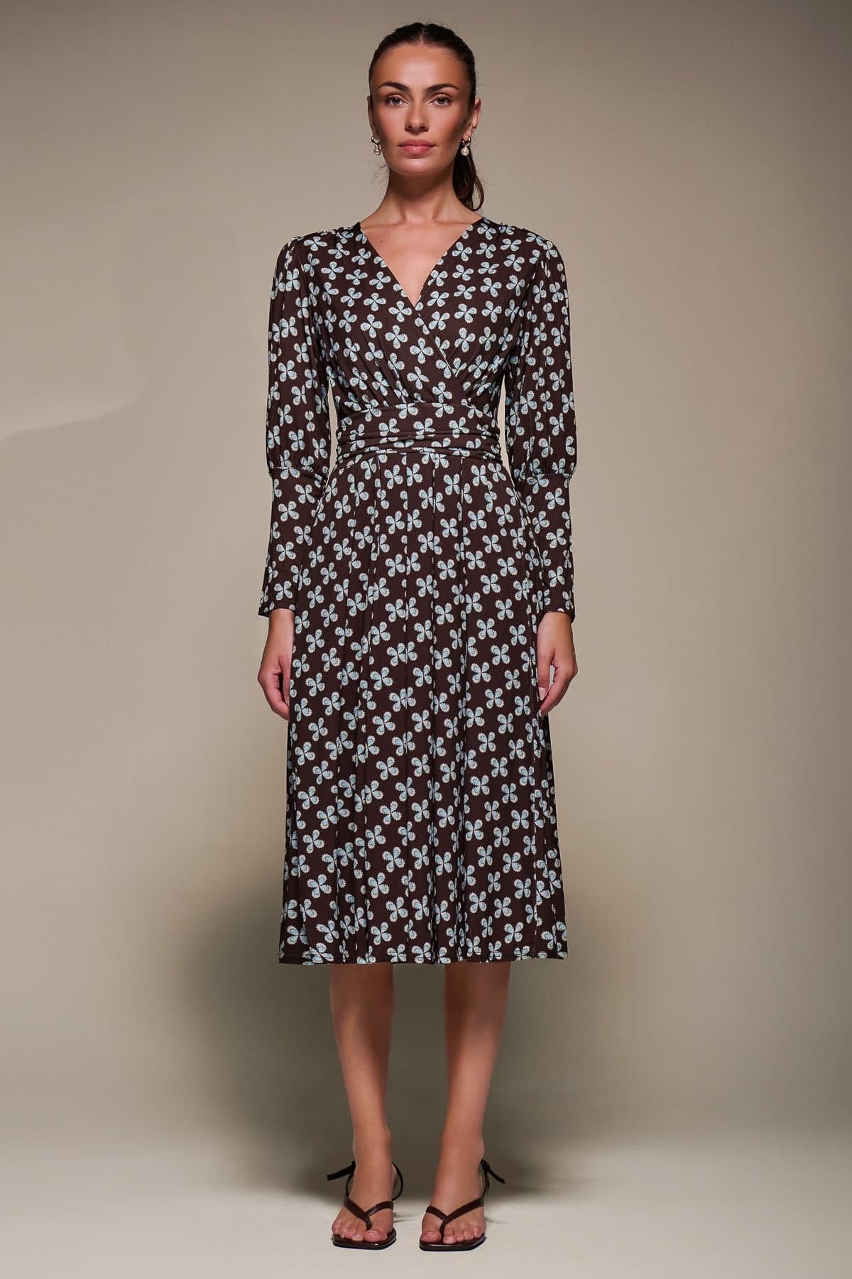 Jolie Moi Jolie Moi Women's Puff Long Sleeve Jersey Midi Dress in Brown