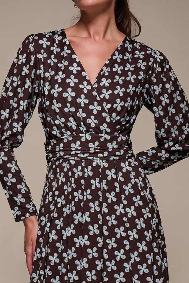 Jolie Moi Jolie Moi Women's Puff Long Sleeve Jersey Midi Dress in Brown - 3