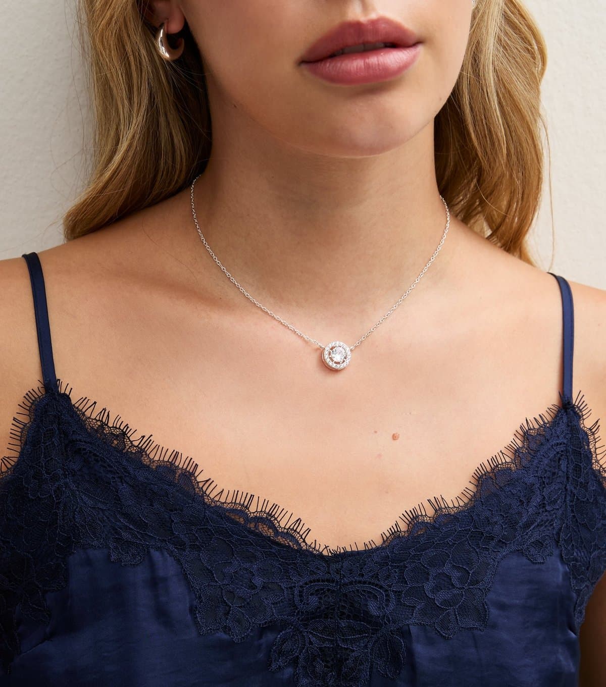 New Look Silver Tone Cubic Zirconia Round Pendant Necklace New Look