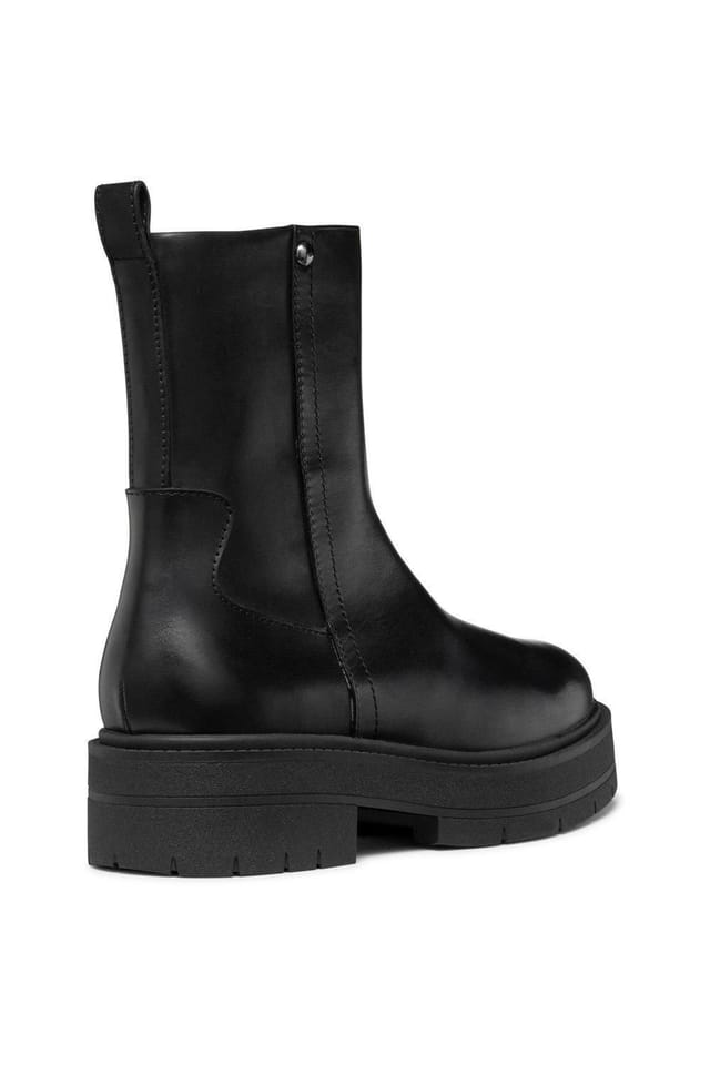 Geox Geox Women's D SPHERICA EC7 A ANKLE BOOTS in Black - 2